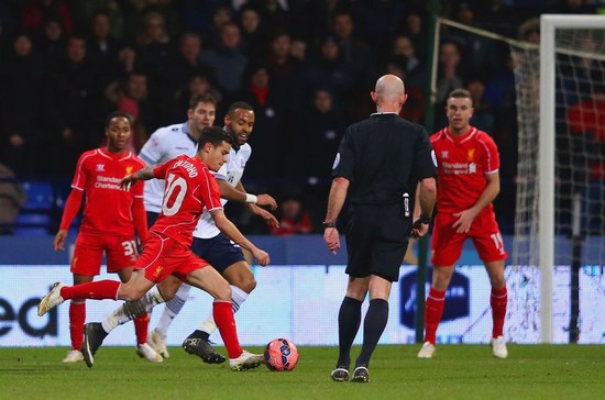 CBA-青岛男篮客场击败辽宁 韦瑟斯庞上篮得分