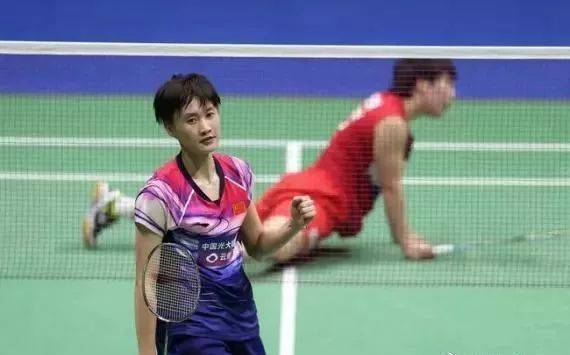 坐等官宣 坐等官宣