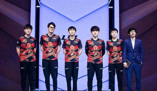 在多场比赛 在多场比赛